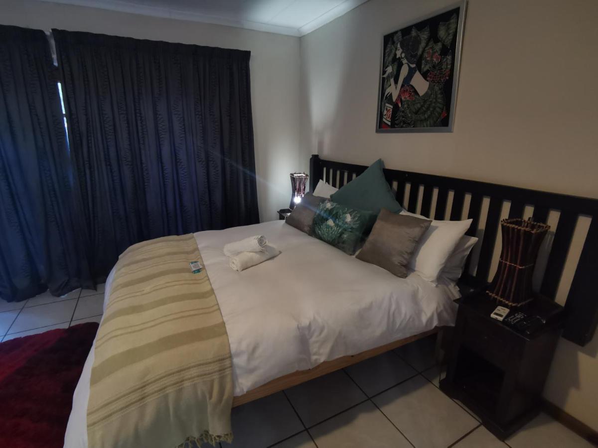 Sun Deck Lodge Hartbeespoort Exterior foto