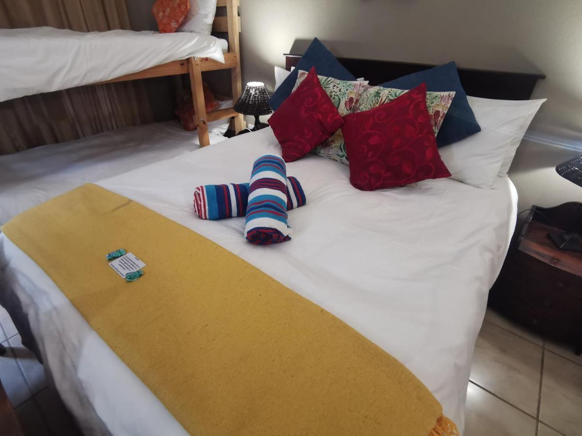 Sun Deck Lodge Hartbeespoort Exterior foto
